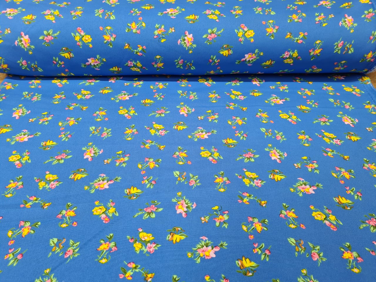 DESTACADOS Tela Floreada en Bistrech
